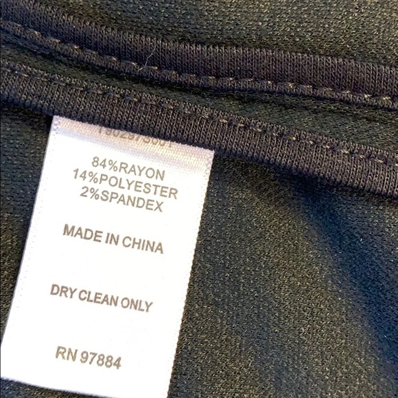 Tart Collections Cold Shoulder Vest - Size Small - Picture 5 of 14